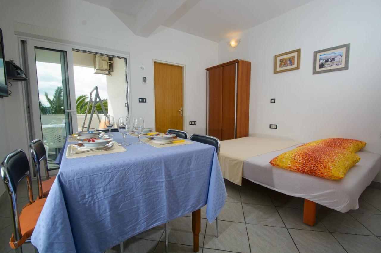 Apartments Marija - By The Sea Rogoznica  Esterno foto